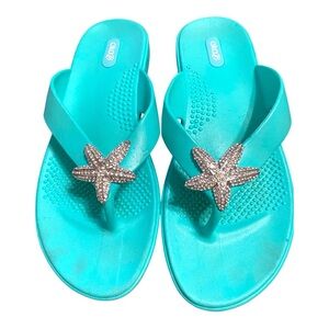 Turquoise Sandals with Starfish Detail 7 1/2 - 8 W
